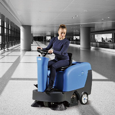 R-QQS驾驶式扫地机